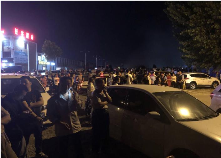 公路上的油罐车有多危险?-银河百科全书